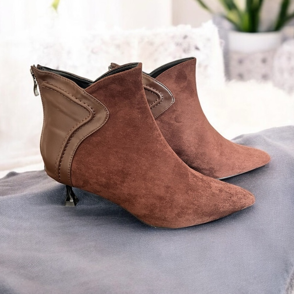 NEW Elegant Brown Ankle Boots Faux Suede 2.25" Sculptured Heel Pointy Toe - EU41